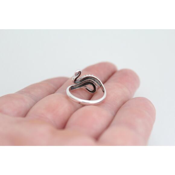 Sterling Silver Octopus Tentacle Adjustable Ring - Picture 3 of 7